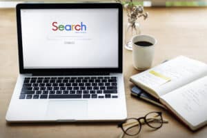 Palavras-chave de alto volume de buscas - Reprodução Freepik